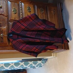 🌻Women's Nicole Miller Original Black & Red Patterned Wrap